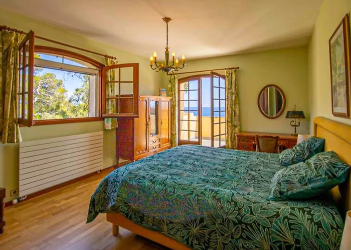 10 People Sea View And Private Pool