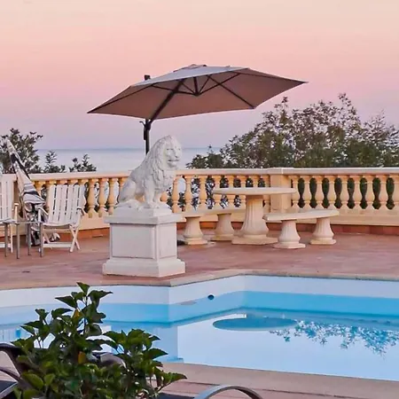 10 People Sea View And Private Pool Вілла